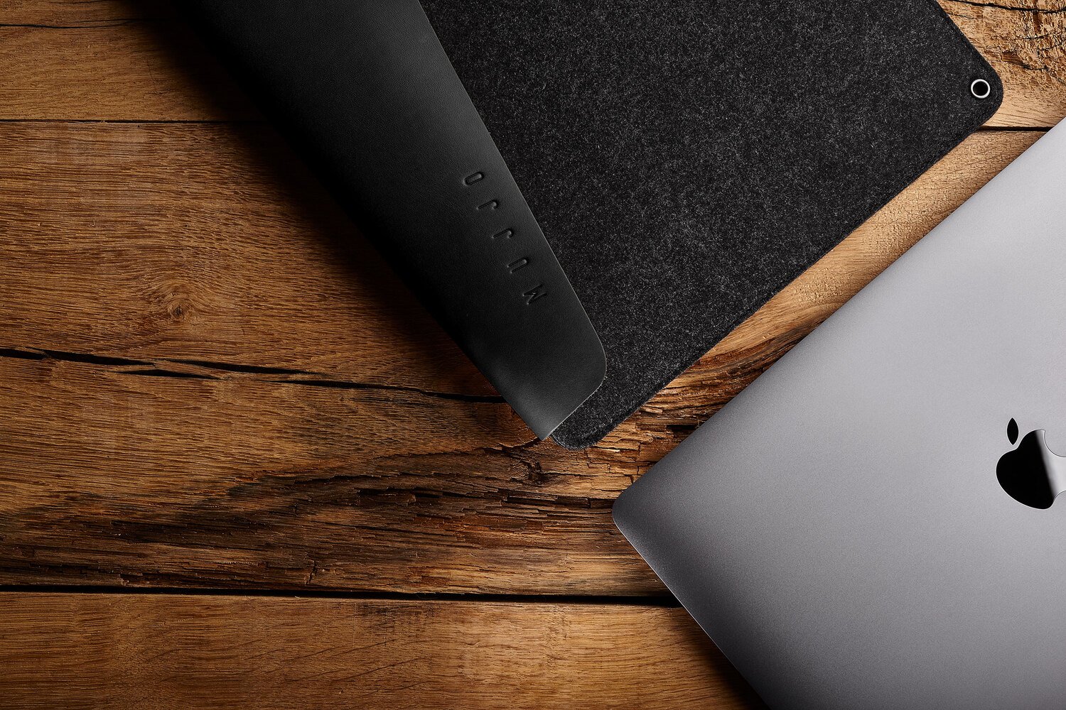 Разновидности чехлов для Macbook Air 13 2019 в Киеве